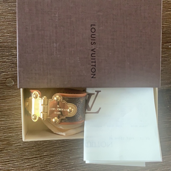 Louis Vuitton Save it Monogram Canvas Wide Cuff - Picture 13 of 13